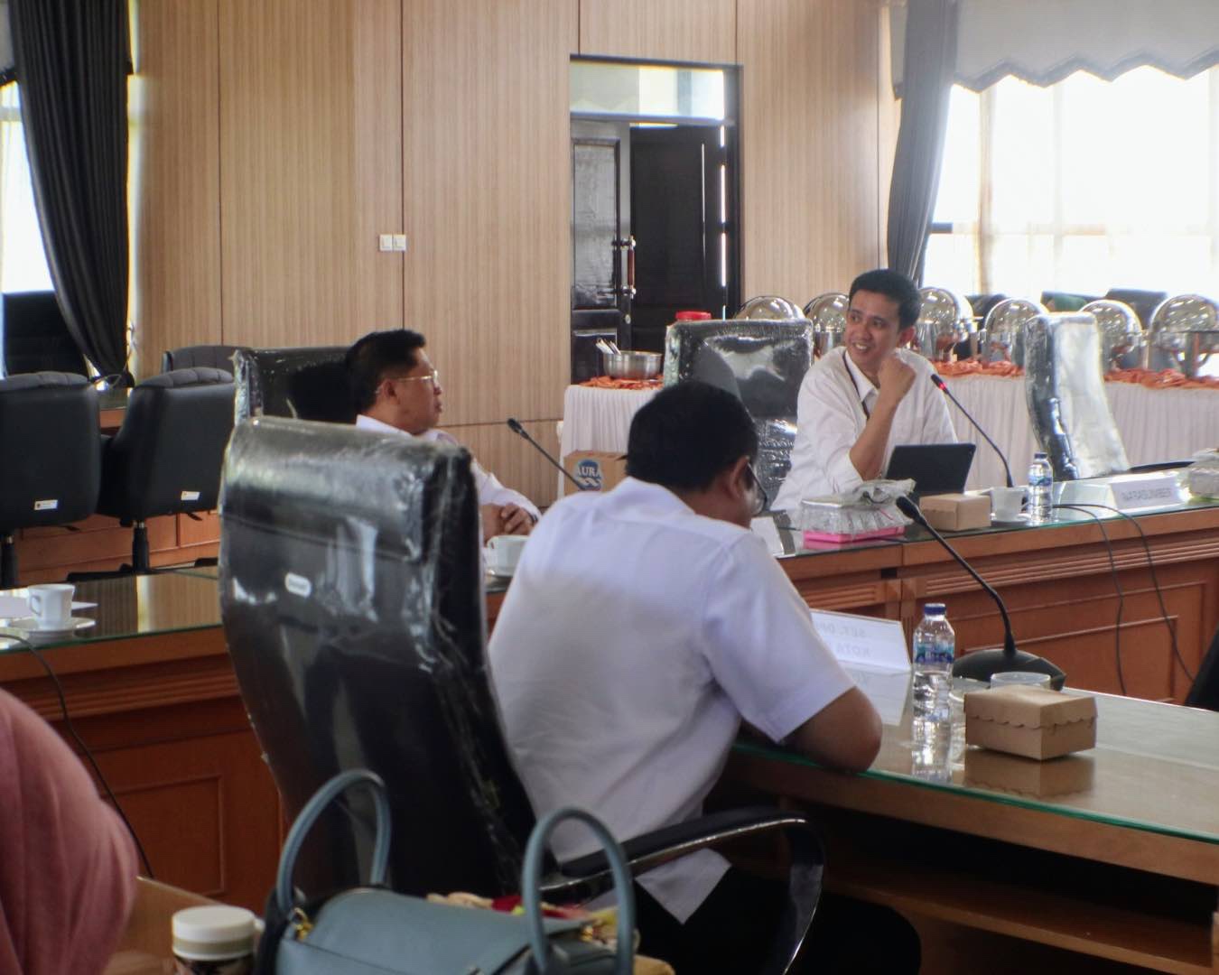 Sinergi Pengawasan Bawaslu dan Sekretariat DPRD Se- Kalsel