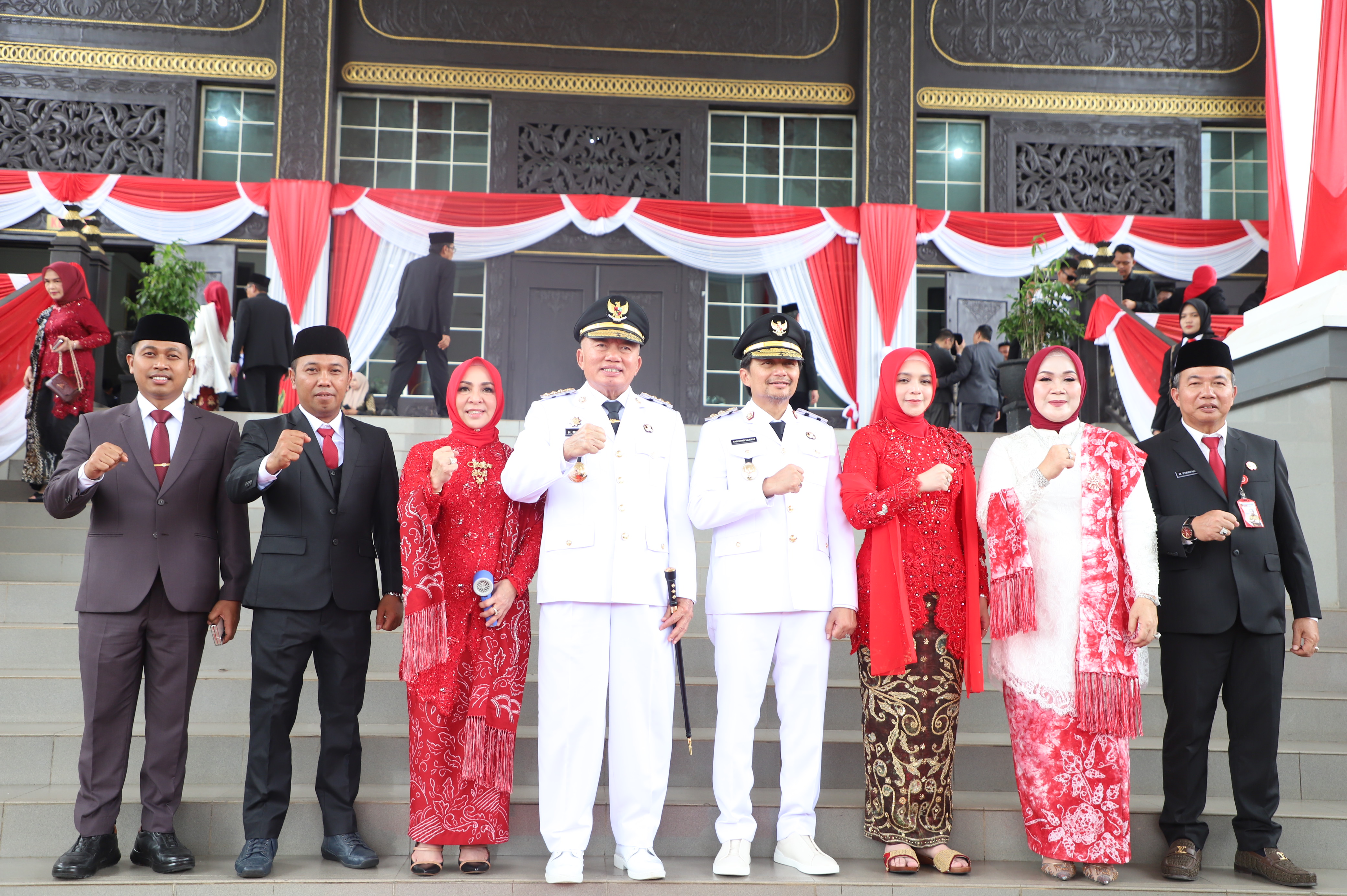 Dipimpin Gubernur Kalsel, Ketua Bawaslu Kalsel Hadiri Upacara HUT RI ke-80