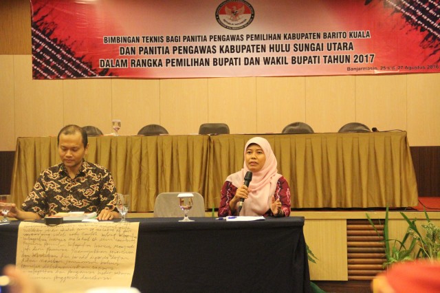 BAWASLU PROVINSI KALIMANTAN SELATAN TINGKATKAN PROFESIONALITAS KERJA PENGAWASAN