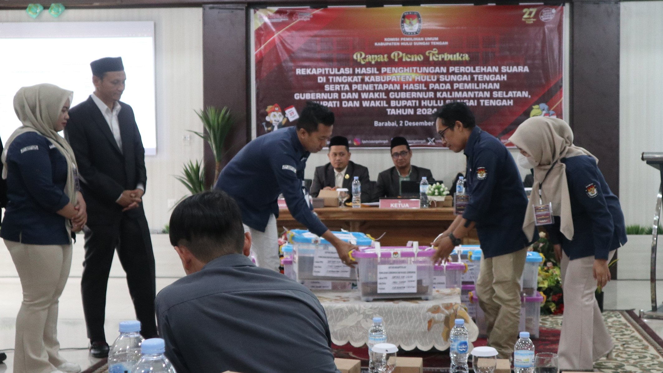 Bawaslu Kalsel Supervisi dan Monitoring Rekapitulasi Suara Berjenjang Tingkat Kabupaten/Kota