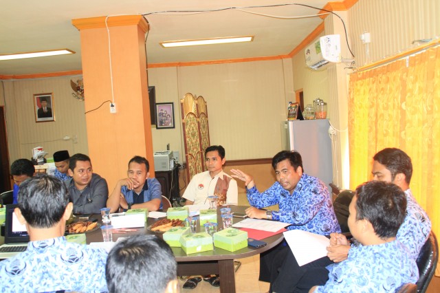 BAWASLU KALSEL GELAR RAPAT KOORDINASI PENGAWASAN TAHAPAN PILKADA 2017