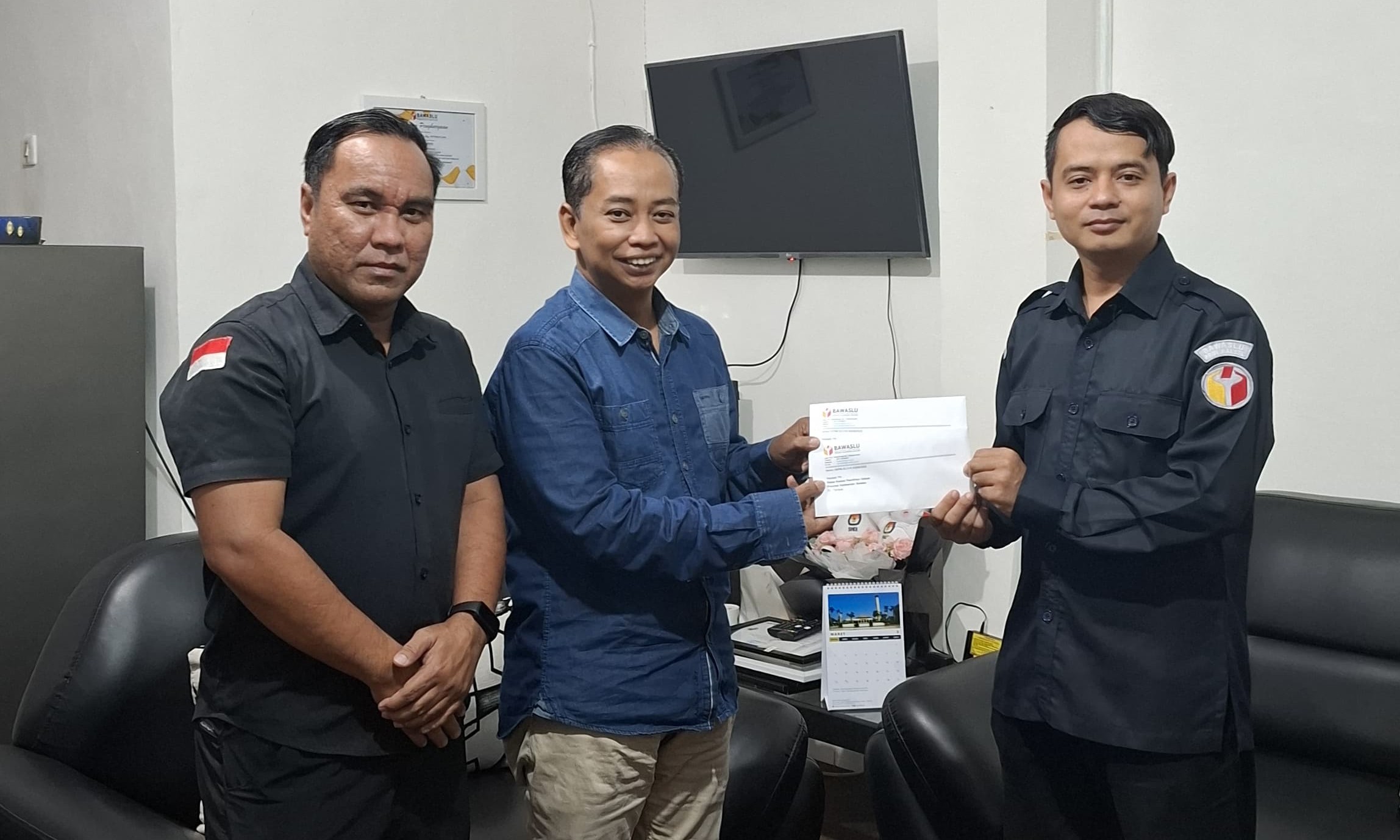 Pastikan PDPB Sesuai Ketentuan, Bawaslu Kalsel Sampaikan Surat Himbauan Ke KPU Kalsel