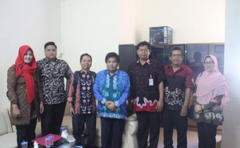 BAWASLU PROVINSI KALIMANTAN SELATAN DUDUK BERSAMA PEMERINTAH KABUPATEN BARITO KUALA BAHAS FINALISASI ANGGARAN