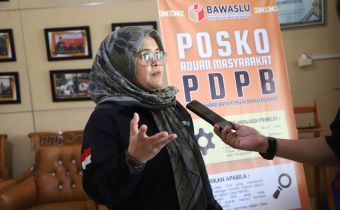 Supervisi ke Bawaslu Kalsel, Lolly Tekankan Tugas Strategis Pasca Pemilu dan Pemilihan