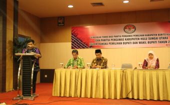 BAWASLU KALSEL BIMTEK PANWAS KABUPATEN BARITO KUALA DAN PANWAS KABUPATEN HULU SUNGAI UTARA