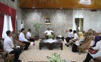 H.  SAHBIRIN NOOR AKAN HADIRI BAWASLU KALSEL AWARD 2016