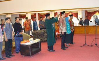 PELANTIKAN PEJABAT ESELON IV DI LINGKUNGAN BAWASLU PROV KALSEL